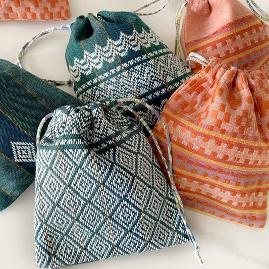 ミャンマー彩り巾着